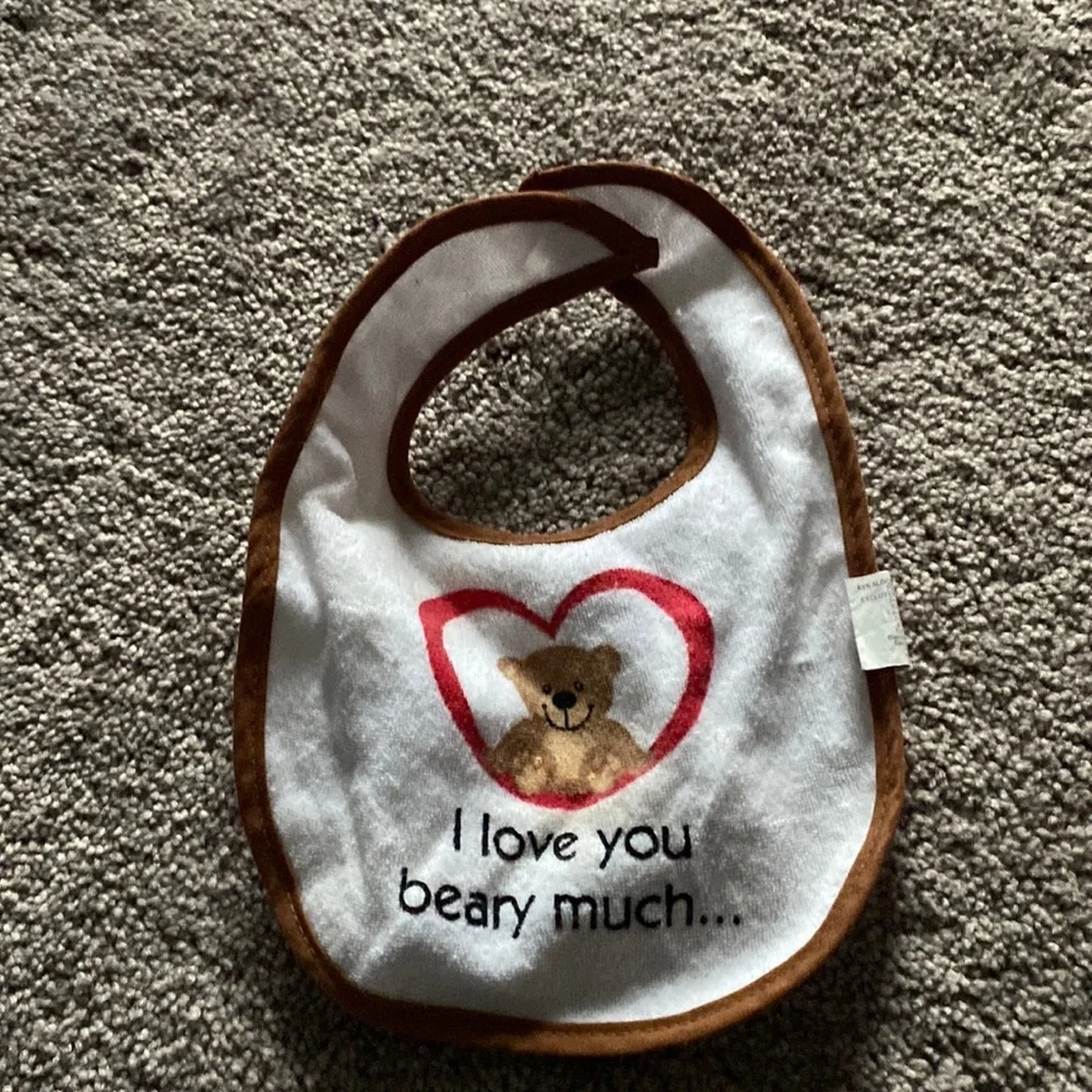 “I Love You Beary Much” Baby Bib Teddy Bear Infant Bib
